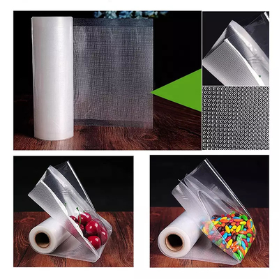 Le scellant sous vide de relief par PE de cuisine PA roule des sachets sous vide d'impression de logo fait sur commande